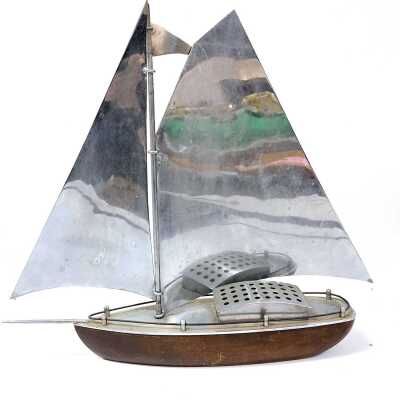 SAILBOAT ORNAMENT