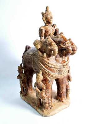 POTTERY FIGURE