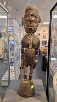 TIMBER FIGURE