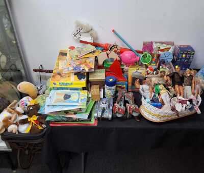 RETRO TOYS