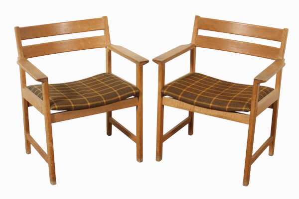 PAIR OF ARMCHAIRS