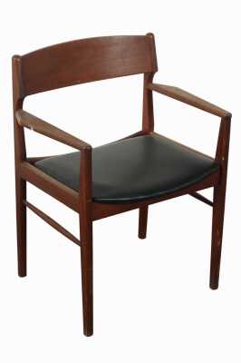 DESK CHAIR