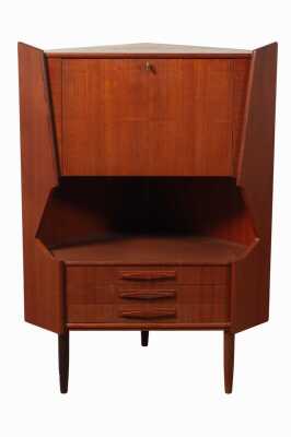 CORNER COCKTAIL CABINET