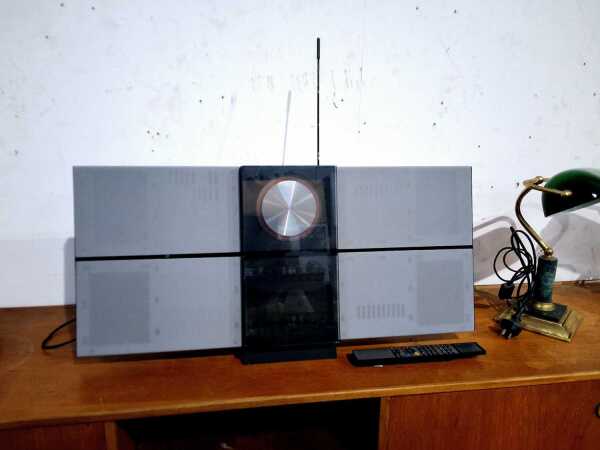 CD PLAYER