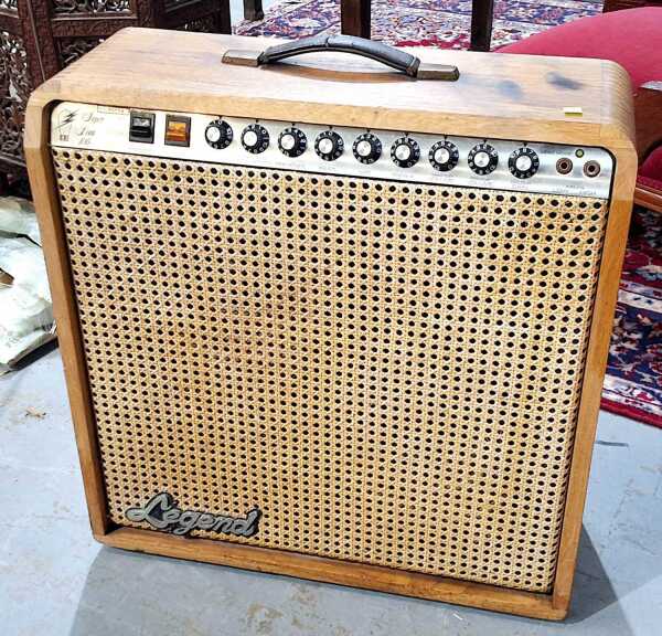 VINTAGE AMPLIFIER