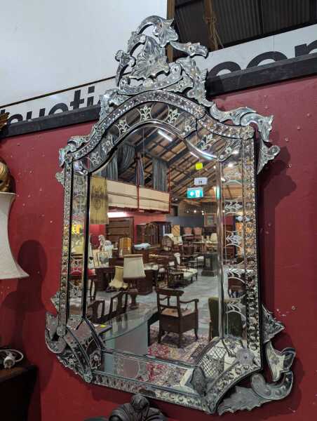 VENETIAN MIRROR
