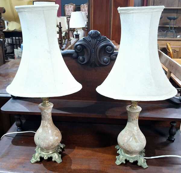 TABLE LAMPS