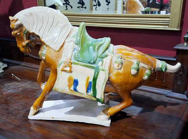 CERAMIC HORSE