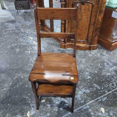 LIBRARY CHAIR