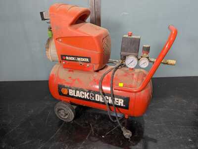 AIR COMPRESSOR
