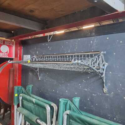 LUGGAGE RACK