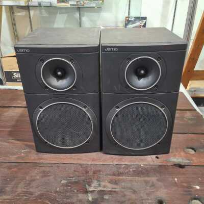 SPEAKERS