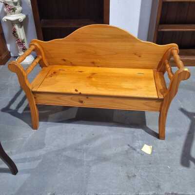 MINERS COUCH