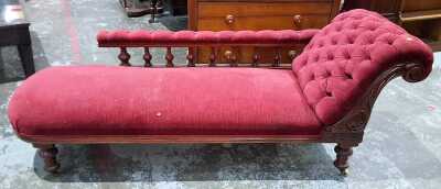 CHAISE LONGUE