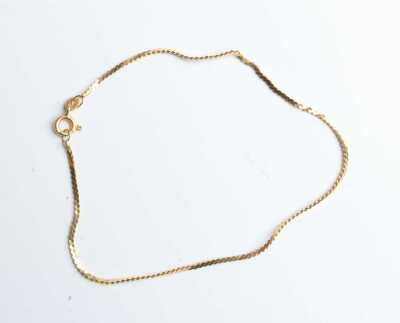 GOLD BRACELET