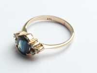 SAPPHIRE & DIAMOND RING