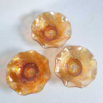 CARNIVAL GLASS