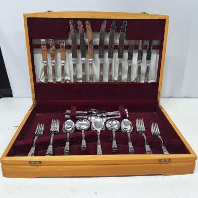 CUTLERY CANTEEN