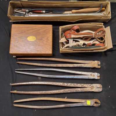 VETERINARY TOOLS