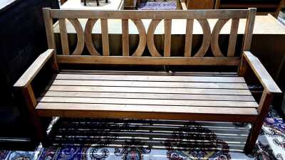 GARDEN BENCH