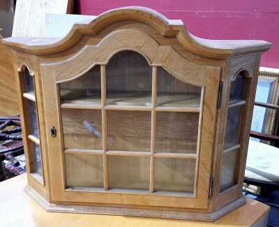 DISPLAY CASE