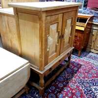OAK CABINET