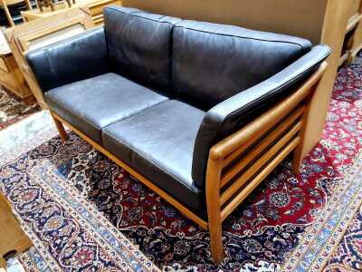 DANISH LOUNGE