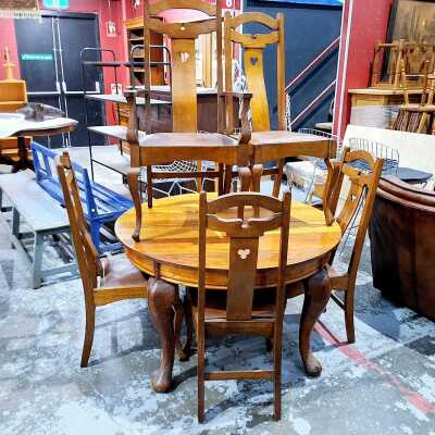 DINING SUITE
