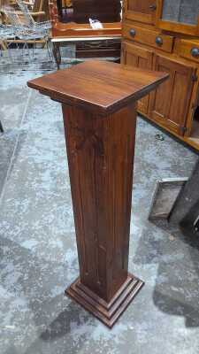 PEDESTAL