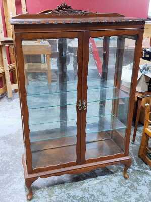 DISPLAY CABINET