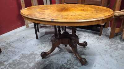LOO TABLE