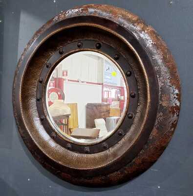 WALL MIRROR