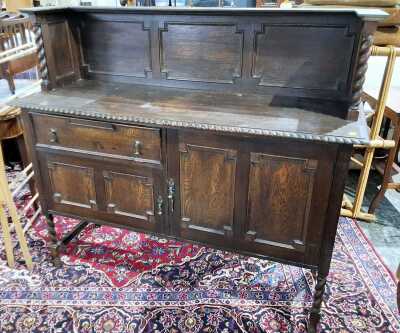 SIDEBOARD