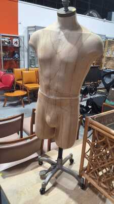 MANNEQUIN