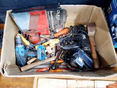 TOOL LOT