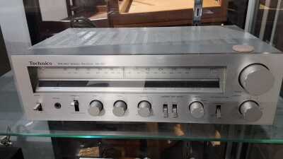 STEREO RECEIVER