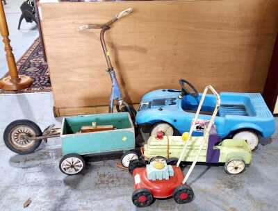 VINTAGE TOY VEHICLES