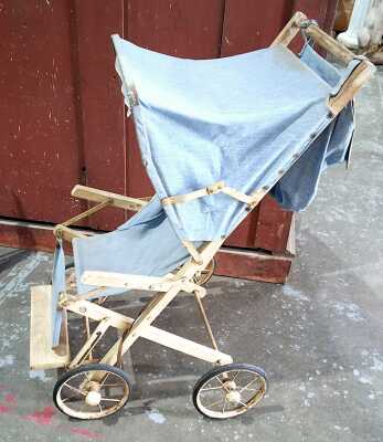 DOLLS PRAM