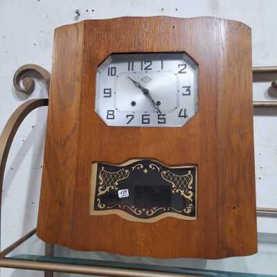 WALL CLOCK