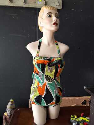 MANNEQUIN