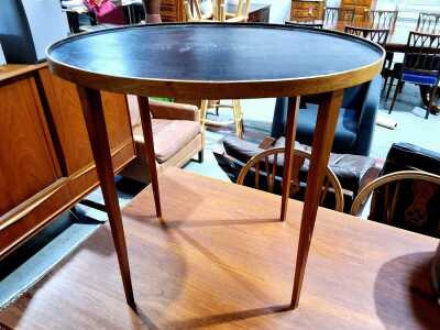 OCCASIONAL TABLE