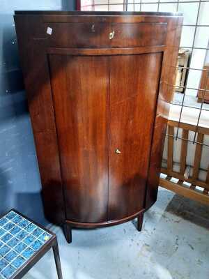 CORNER CABINET