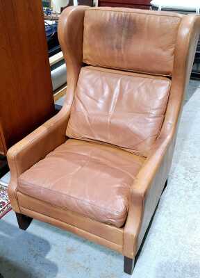 ARM CHAIR