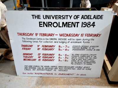 UNIVERSITY SIGNAGE