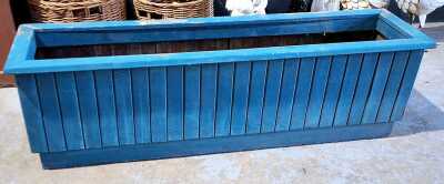 PLANTER BOX