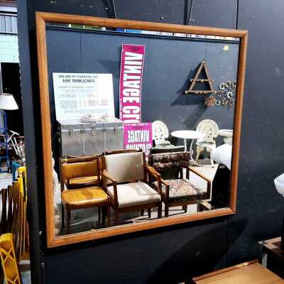 WALL MIRROR