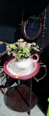 WASH STAND