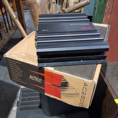 CAR AMPLIFIER