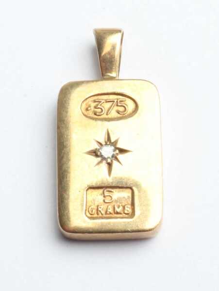 GOLD PENDANT