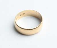 GOLD RING